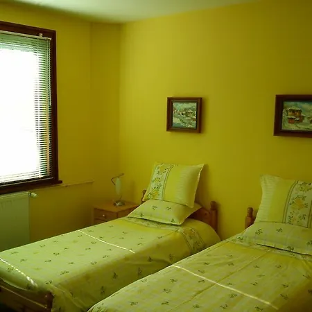 Homestay Seasons Mountain Vistas Govedartsi