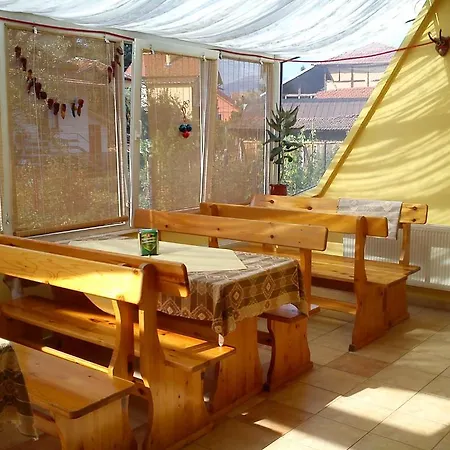 Seasons Mountain Vistas